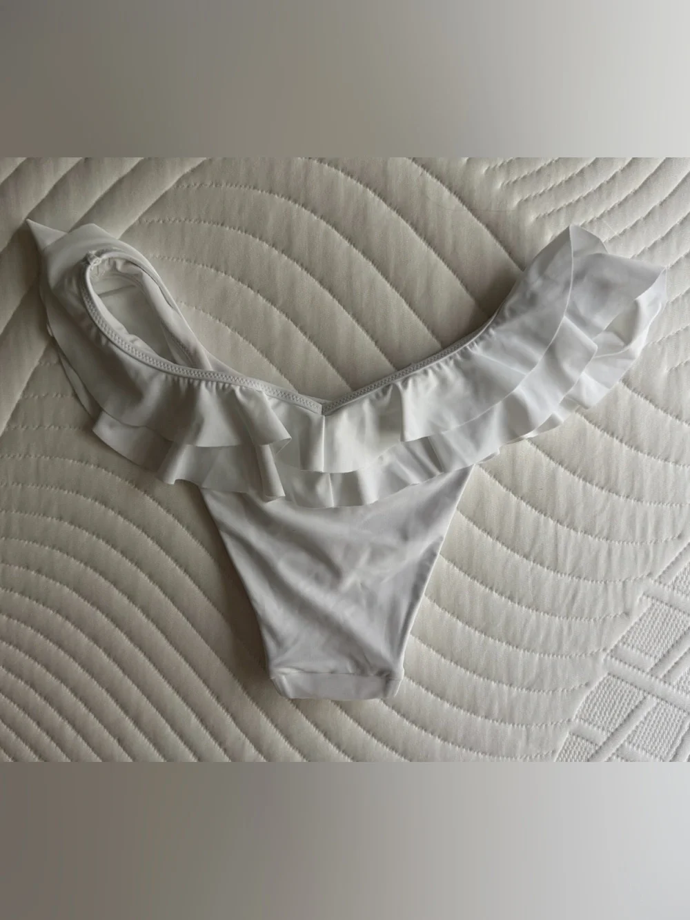 aerie White Ruffle Bikini Bottoms